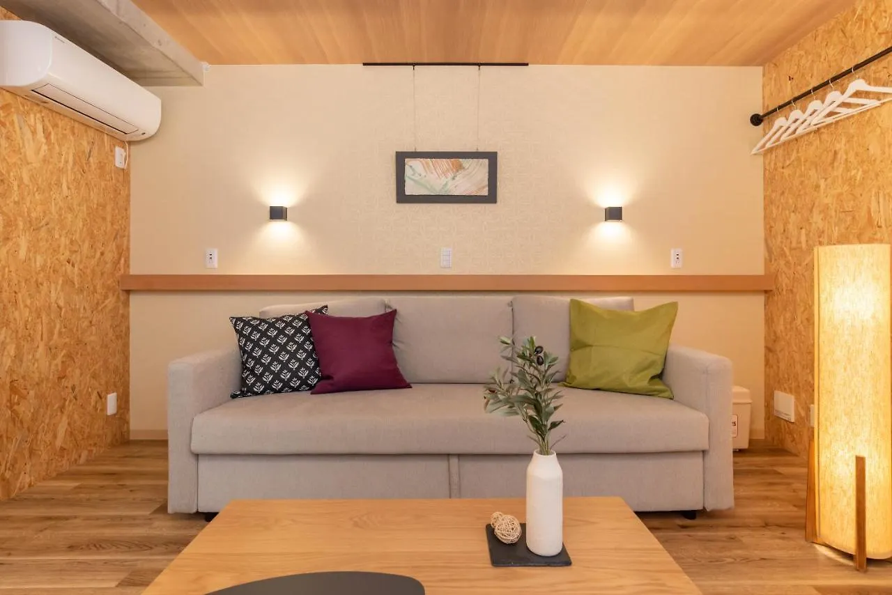 Alla Scuderia Bijou Suites Osaka 2*,